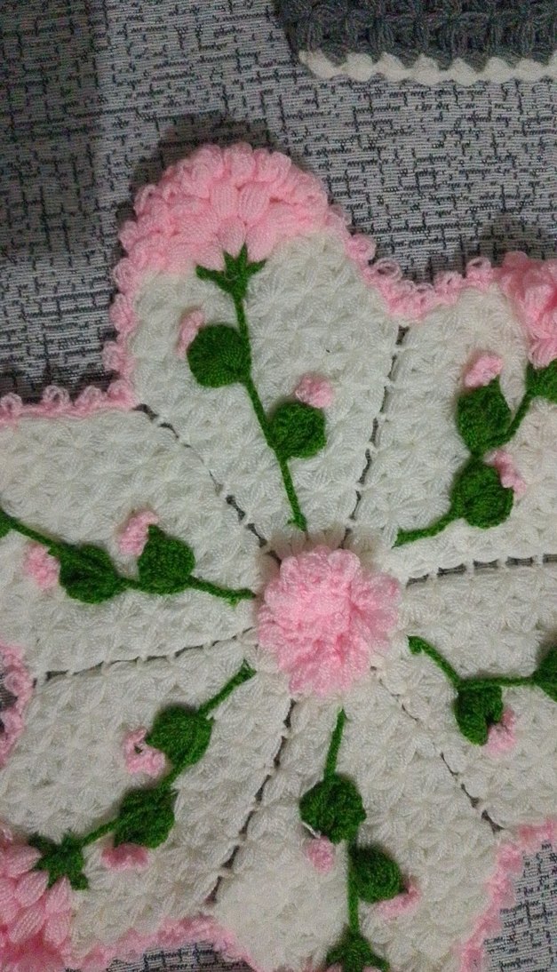 Pembe Beyaz Çiçek Motifli Örgü lif - Görsel 3