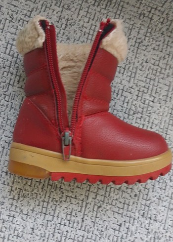 Nakışlı Kürklü Kız Çocuk Kırmızı Bot - Görsel 6