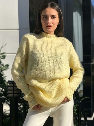 YUMOŞ SARİ KAZAK 
