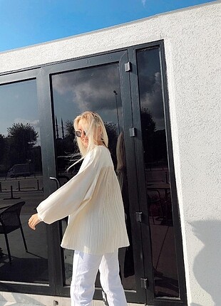 Zara kırık beyaz bluz