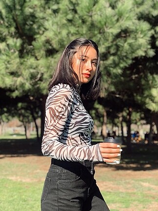 Bershka Transparan bluz