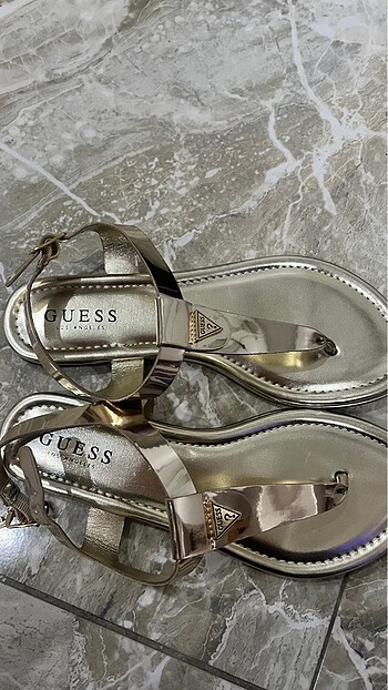 Guess Guess terlik