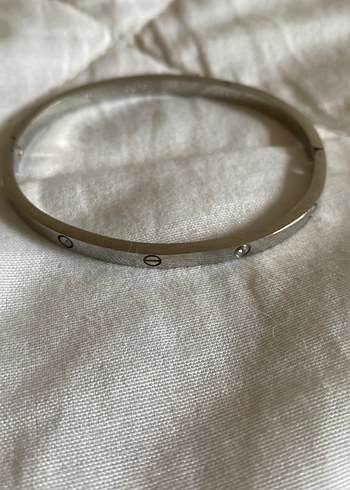 Gri Minimalist Tokalı Kadın Bileklik