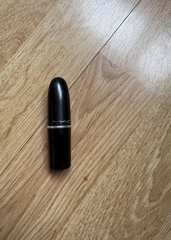 MAC Kinda Sexy Mat Ruj - Görsel 2