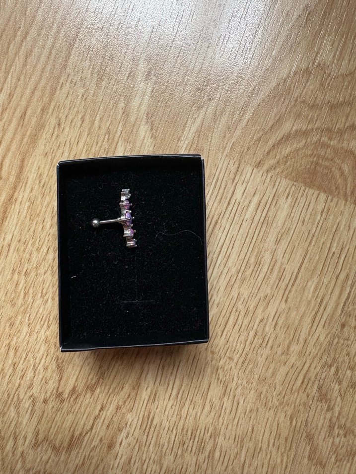 Mor Parlak Taşlı Piercing - Görsel 2