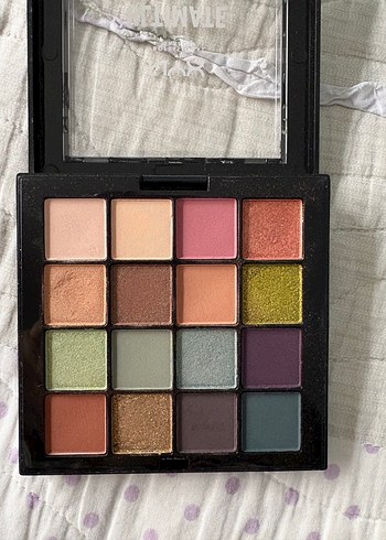 NYX Ultimate Utopia Far Paleti - Görsel 3