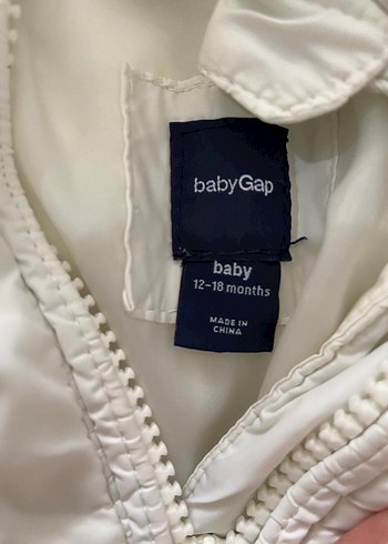 Beyaz Kapüşonlu Kız Montu - Görsel 2