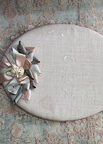 Pudra Dantel Detaylı Nakışlı Oda süsü - Görsel 2