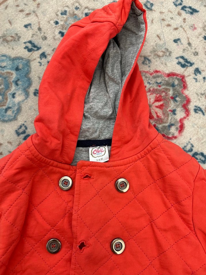 Kapüşonlu Düğmeli Erkek Çocuk Kırmızı Mont - Görsel 2