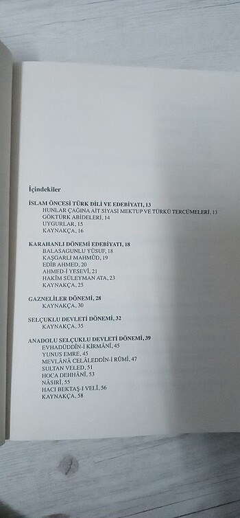 Beden Üniversiteler için Eski Türk Edebiyatı Ahmet Atilla Şentürk
