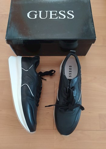 Guess Siyah Spor Ayakkabı - Görsel 3