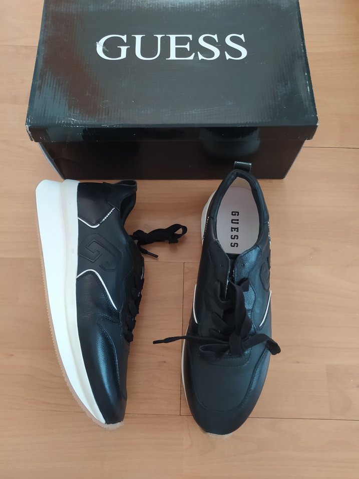 Guess Siyah Spor Ayakkabı - Görsel 3