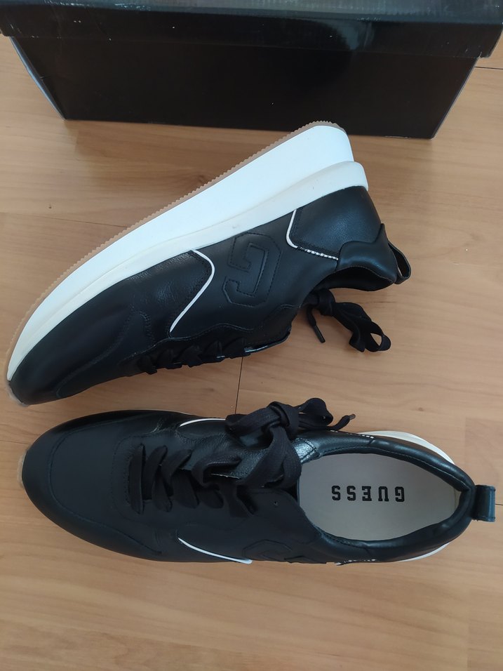 Guess Siyah Spor Ayakkabı - Görsel 2