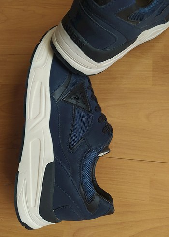 Guess Erkek Spor Ayakkabı - Görsel 3