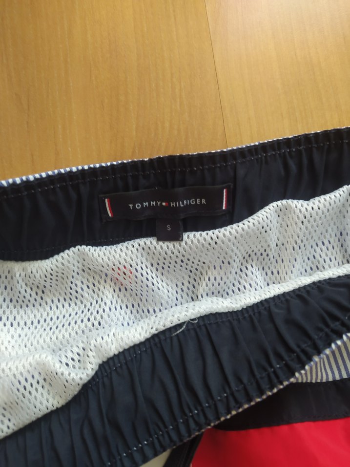 Tommy hilfiger mayo şort - Görsel 3