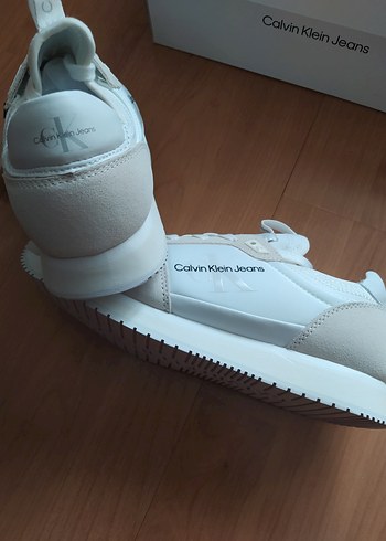 40 Beden beyaz Renk Calvin Klein ayakkabı