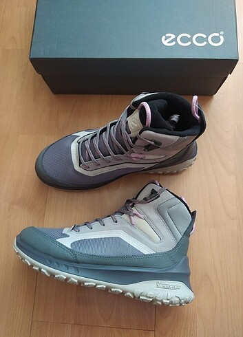 37 Beden Ecco waterproof bot