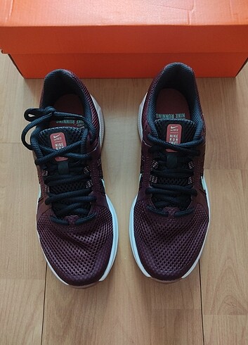 37 Beden Nike ayakkabı