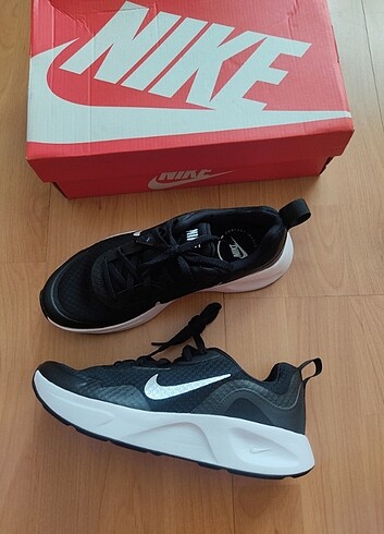 Nike ayakkabı