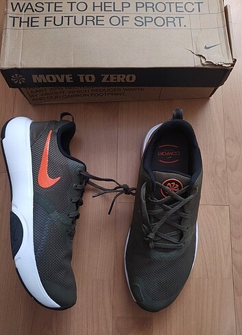44 Beden Nike ayakkabı