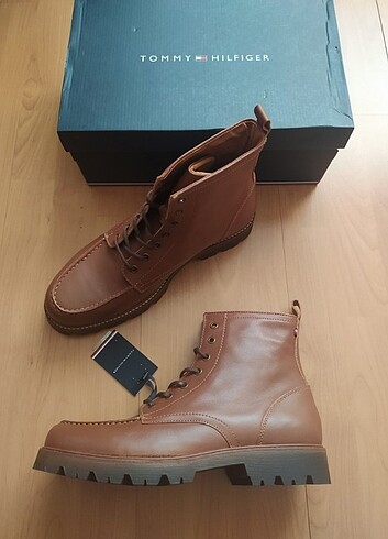 Tommy hilfiger deri bot