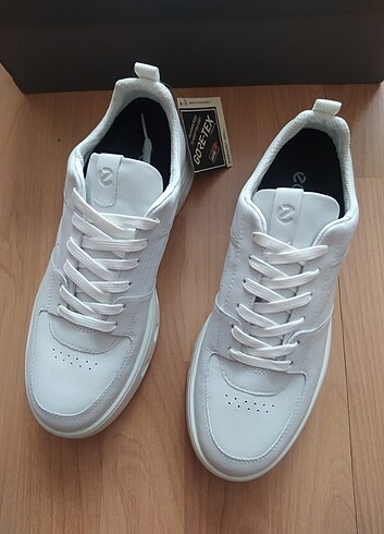 38 Beden beyaz Renk Ecco gore-tex ayakkabı
