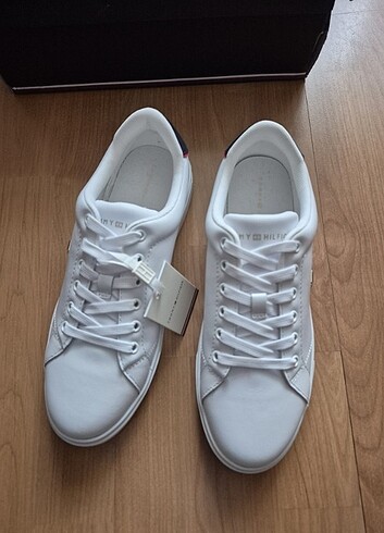 39 Beden Tommy hilfiger ayakkabı