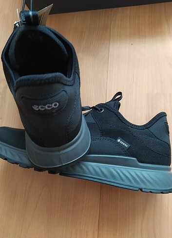 39 Beden Ecco gore-tex ayakkabı.