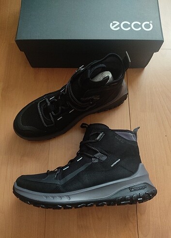 Ecco waterproof ayakkabı