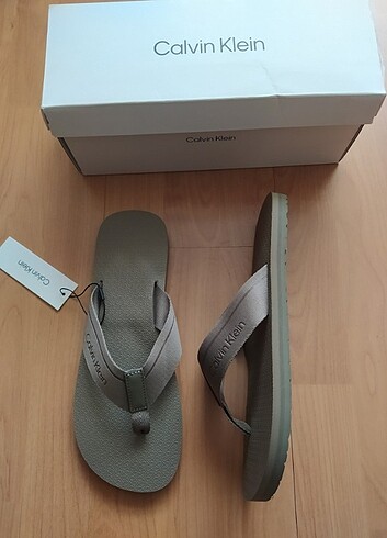 41 Beden Calvin Klein terlik