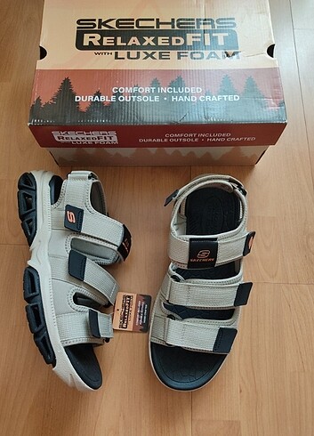 Sketchers sandalet