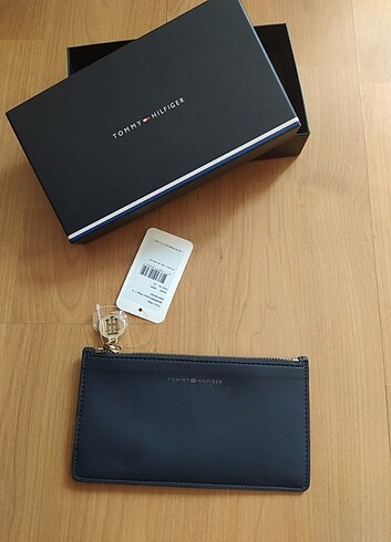 Tommy hilfiger kartlık cüzdan