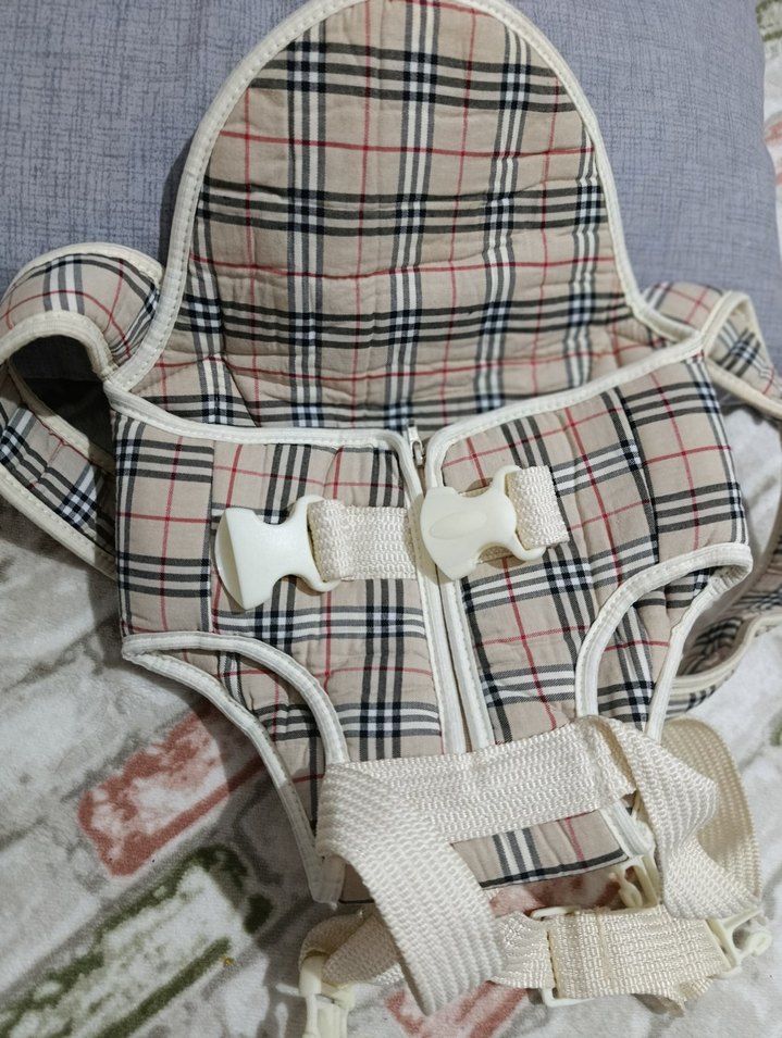 Bej Ekose Desenli Bebek Kanguru - Görsel 4