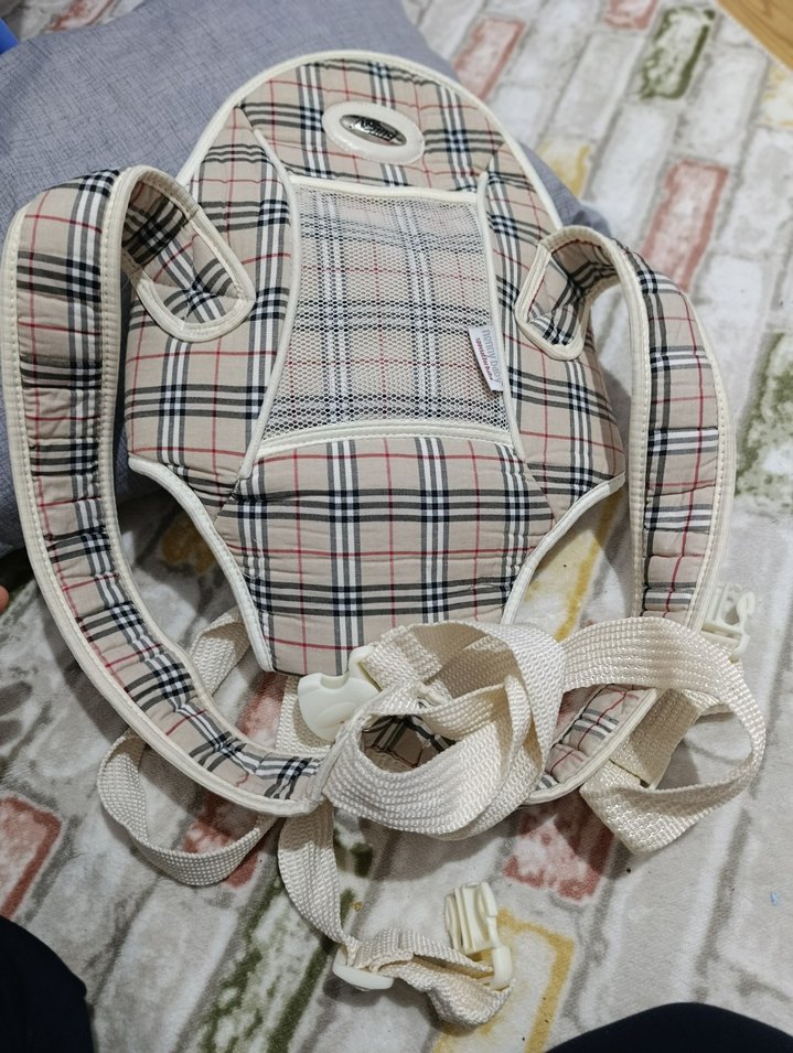 Bej Ekose Desenli Bebek Kanguru - Görsel 5