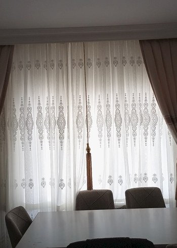 Taç krem fon perde