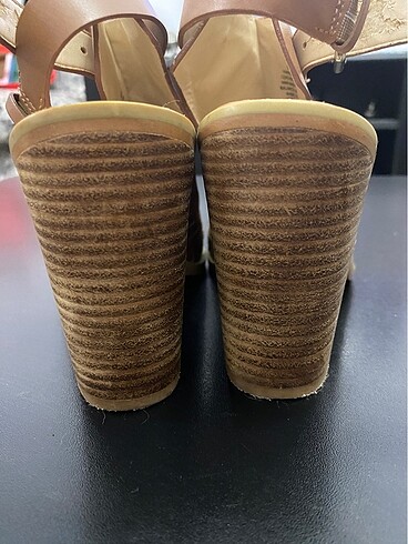 35 Beden kahverengi Renk Nine West