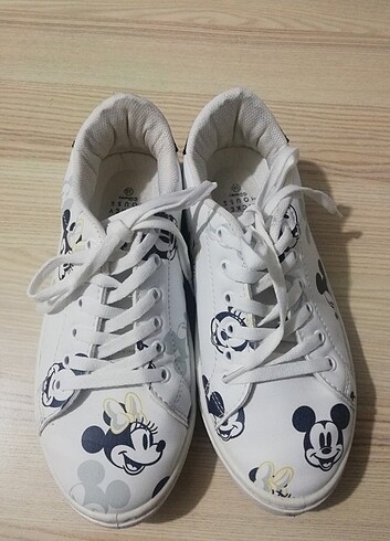 36 Beden beyaz Renk Disney