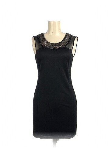 PreLoved Kısa Elbise %70 İndirimli.