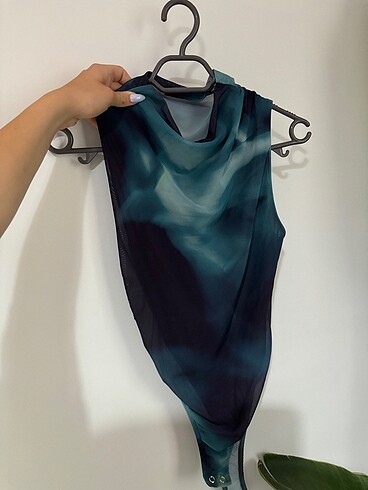 BATİK DESENLİ BODYSUIT PULL&BEAR