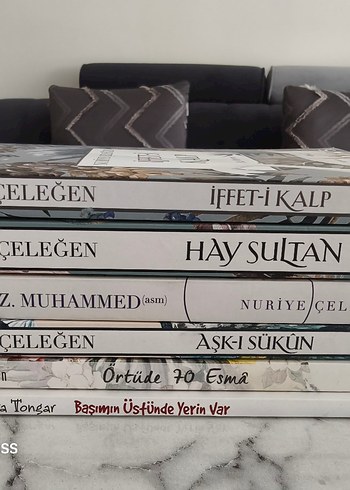 Nuriye Çeleğen Kitap Seti ve Hatice Kübra Tongar