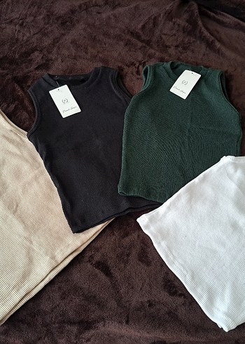 Diğer Kadın 4 lü Fitilli %1 00 100 PAMUKLUKolsuz Yüksek Yaka Crop Top