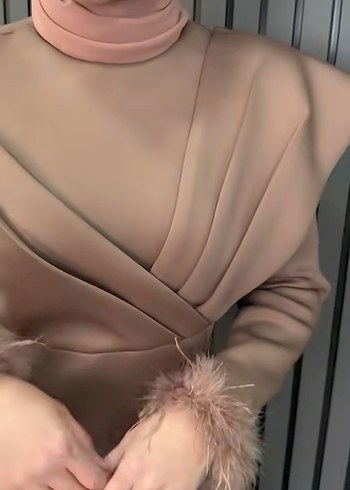 abiye kolları tüy detaylı