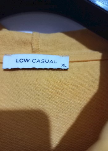 LC Waikiki Sarı Kapüşonlu Baskılı Kadın Sweatshirt