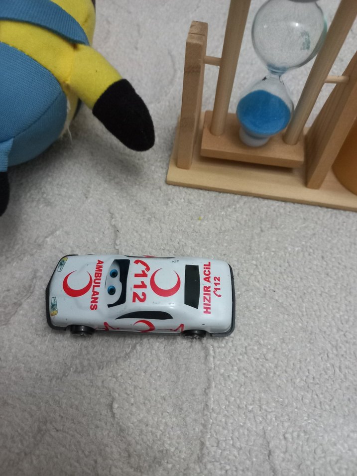 Renkli Sarı Minyon Peluş ve Oyuncak Seti - Görsel 4