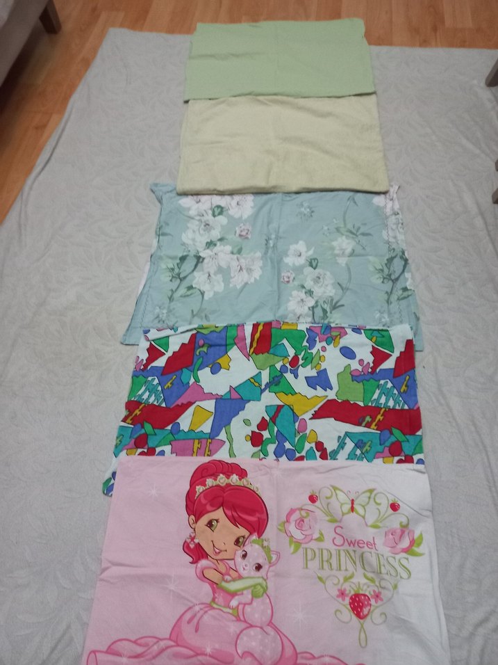 Çocuklar için renkli desenli uyku tekstilleri - Görsel 4