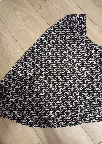 Gri Drapeli Kadın Eşarp - Görsel 3