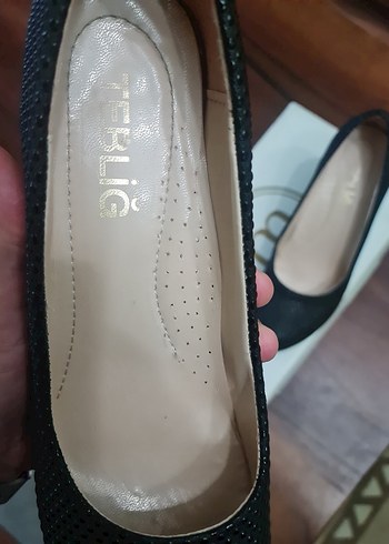 Parlak Siyah Taşlı Yüksek Topuklu Kadın Ayakkabı - Görsel 7