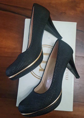 Parlak Siyah Taşlı Yüksek Topuklu Kadın Ayakkabı - Görsel 8