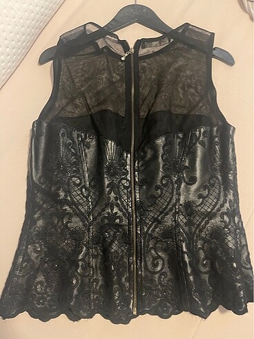 Deri detaylı bluz - Görsel 3