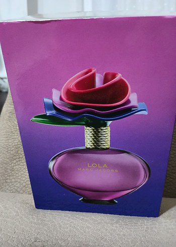 Marc Jacobs marc Jacobs LOLA Kadın Parfümü orijinal